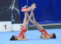 İdman gimnastikası və akrobatika üzrə Birgə Azərbaycan Birinciliyində ilk günün qalibləri mükafatlandırıldı. Bakı, Azərbaycan 3 dekabr 2015